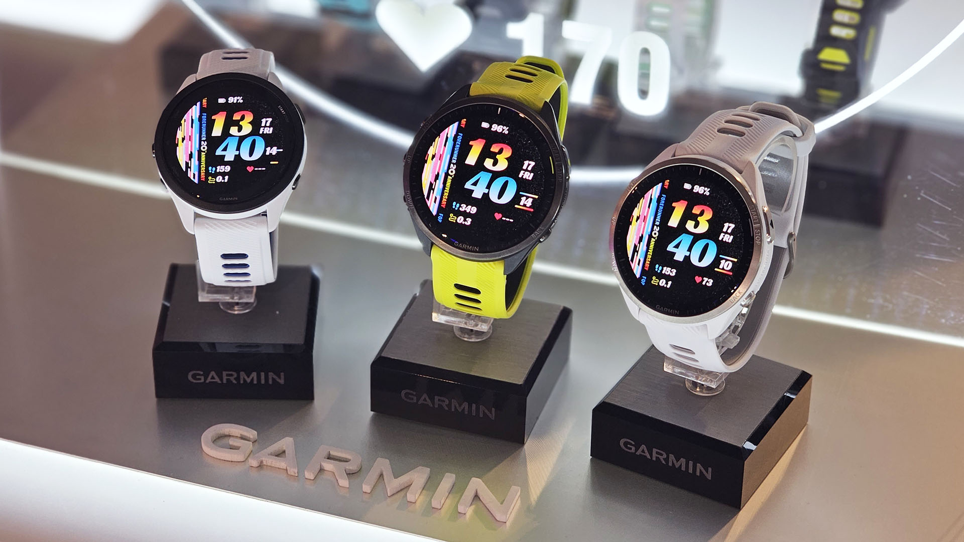 Garmin Forerunner 965 跑錶 4/10 全台開賣，全力應援菁英跑者挑戰自我