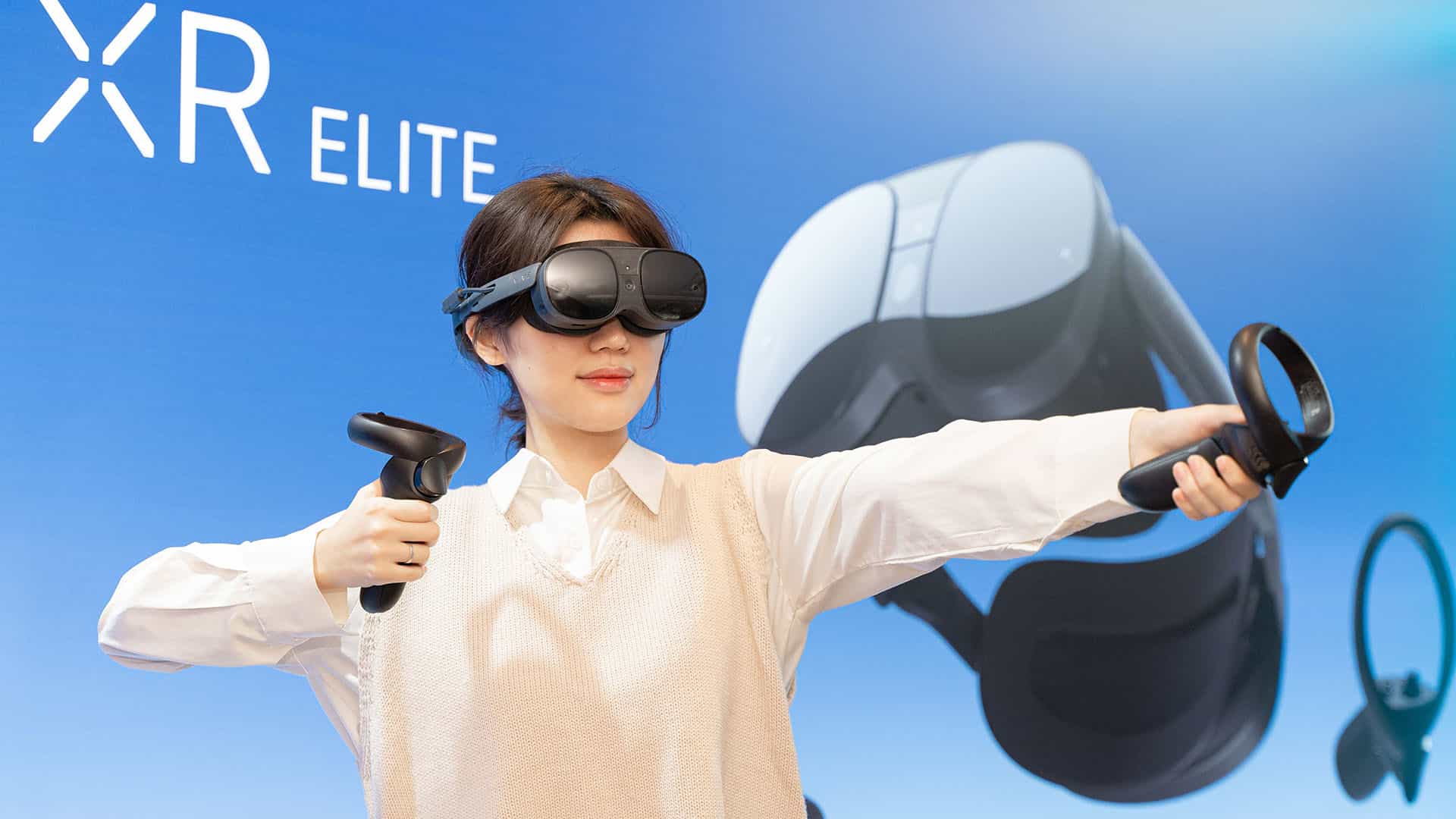 HTC 發表全新 VIVE XR Elite 混合實境裝置，支援跨 VR / MR 內容並配備全彩 RGB 透視鏡頭