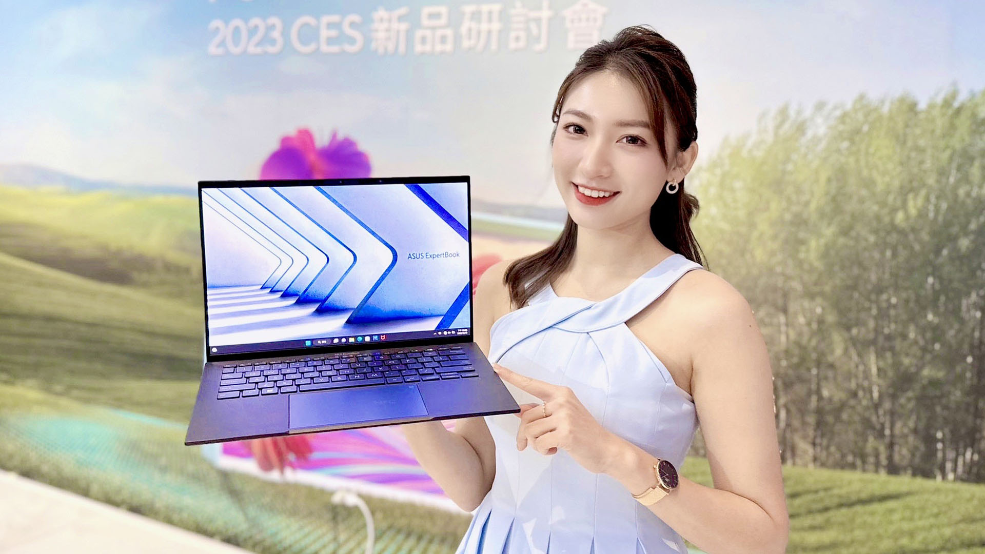 華碩於 CES 2023 推出裸視 3D OLED 筆電，全系列創作者筆電、桌機、螢幕同步登場