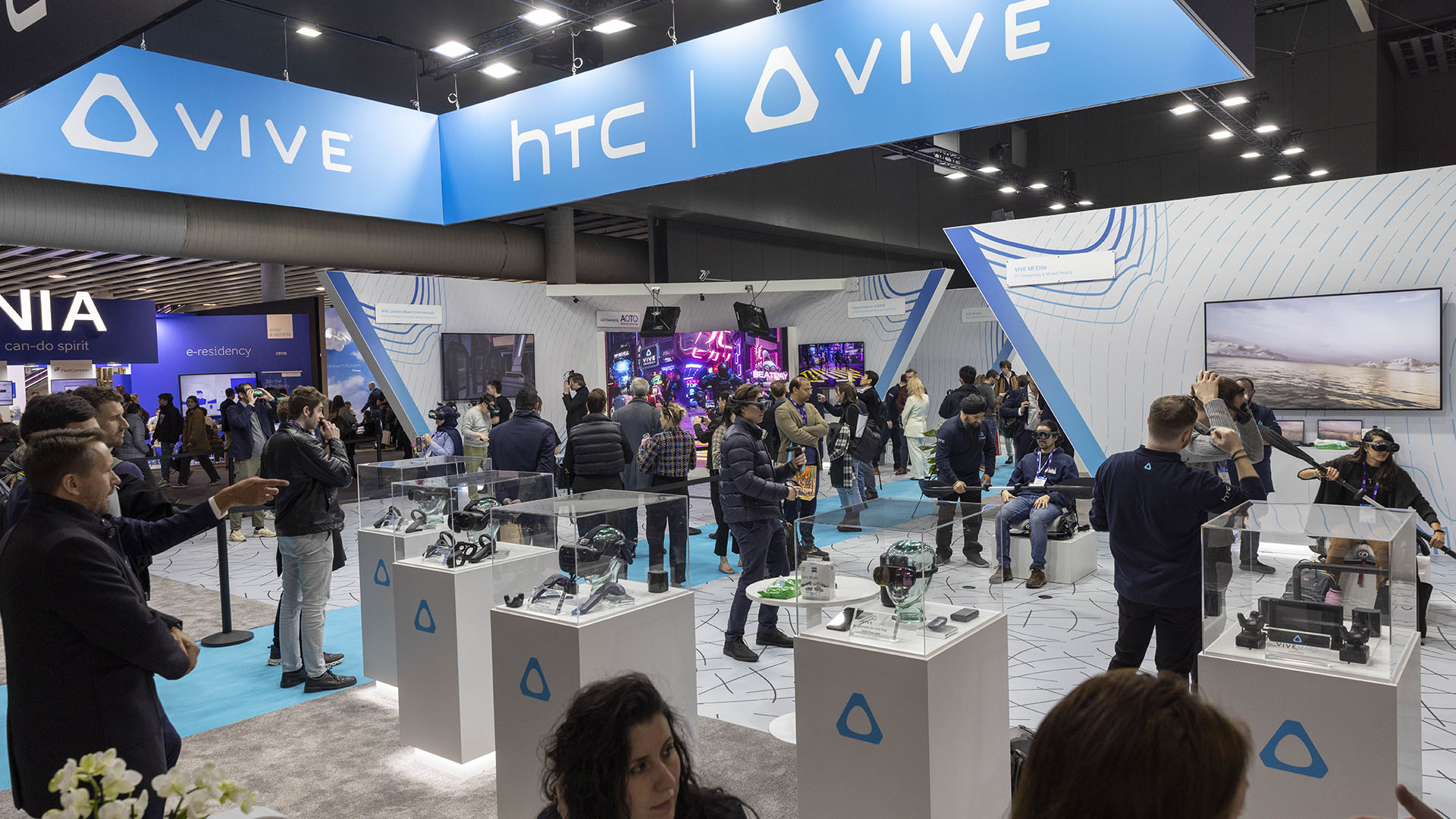 HTC VIVE 發展 XR 生態系統，於 MWC 2023 中揭示全新 VIVERSE for Business