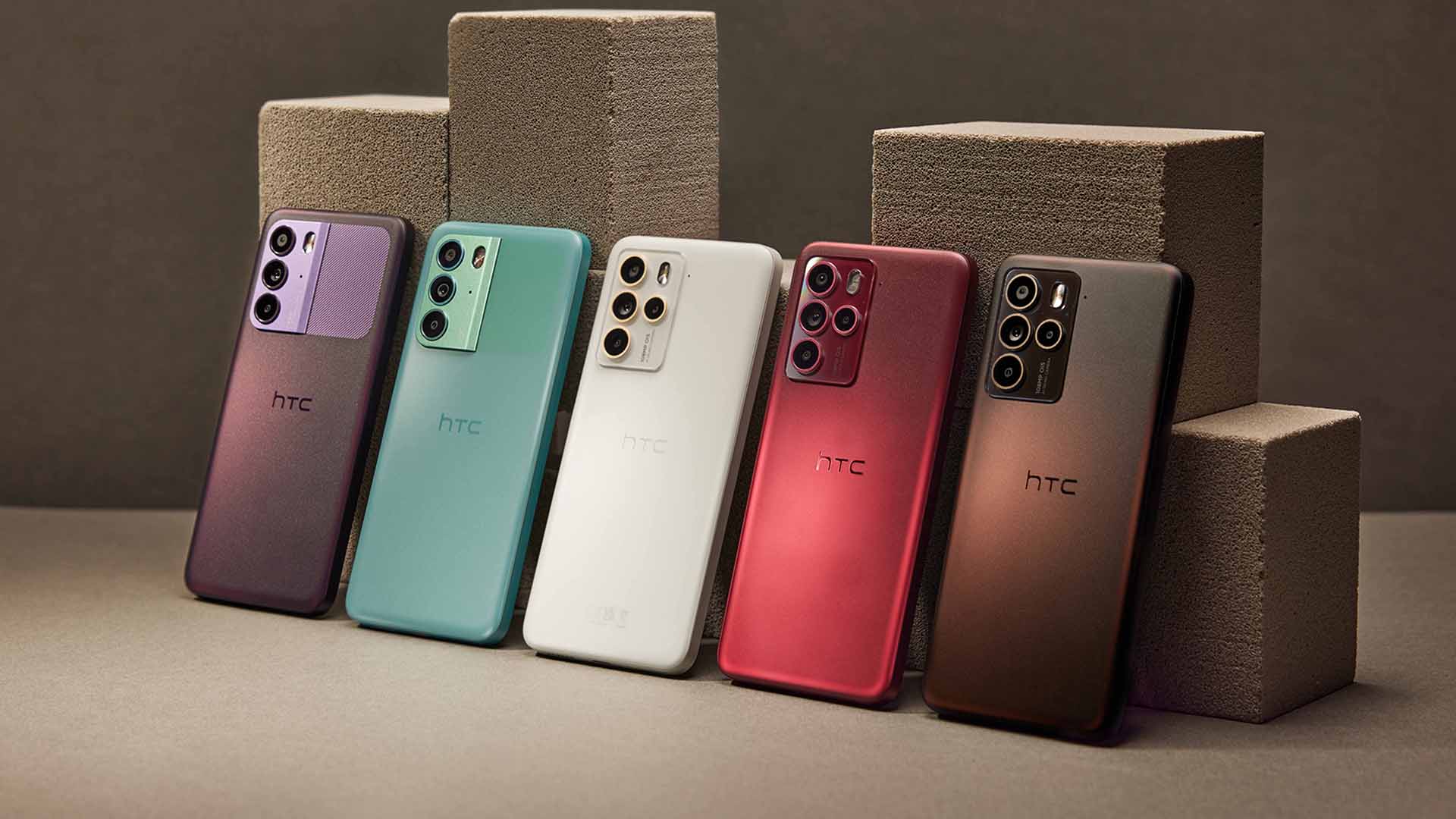 HTC 新年優惠出爐！HTC U23 系列 13,490 元起、VIVE 指定機款直降 5,000 元，再加贈豪華配件大禮包