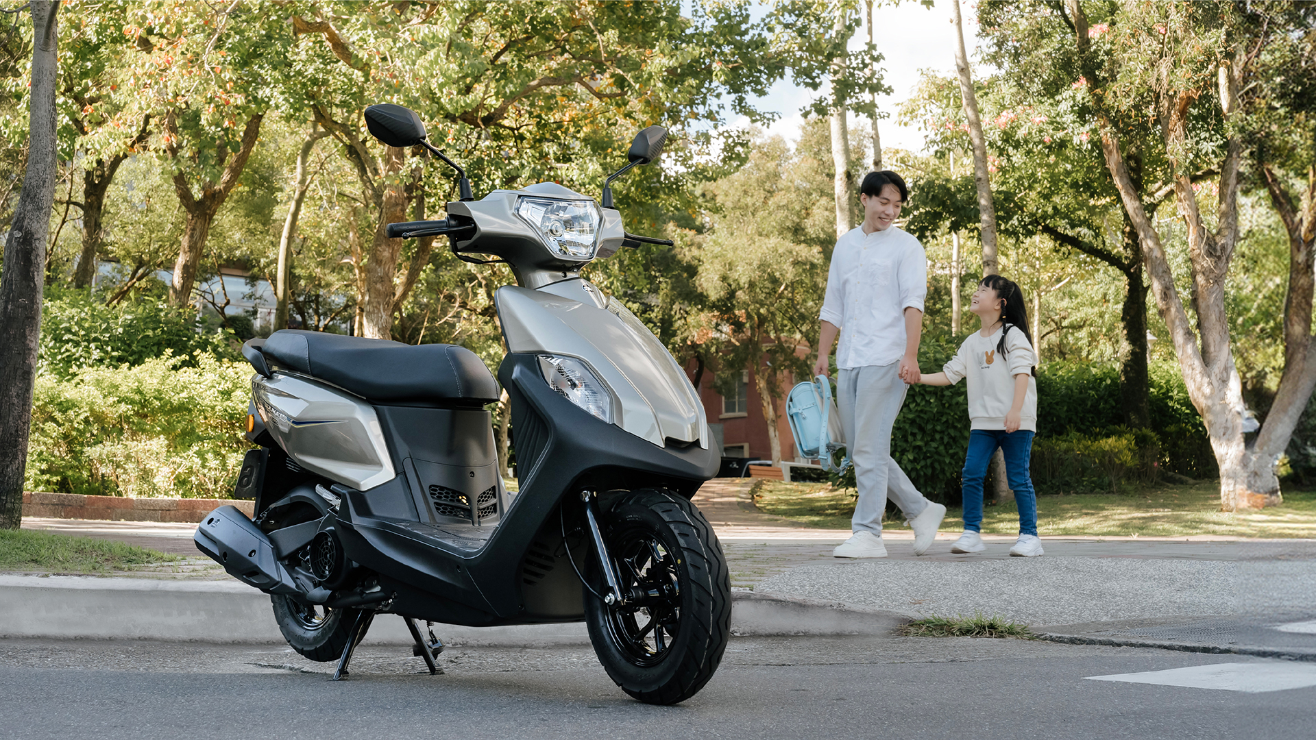 回應 KYMCO 光陽「國民車限時均一價 49,800 元」來勢洶洶？SYM 三陽再推迪爵「萬元購車金再享 24 期 0 利率」方案