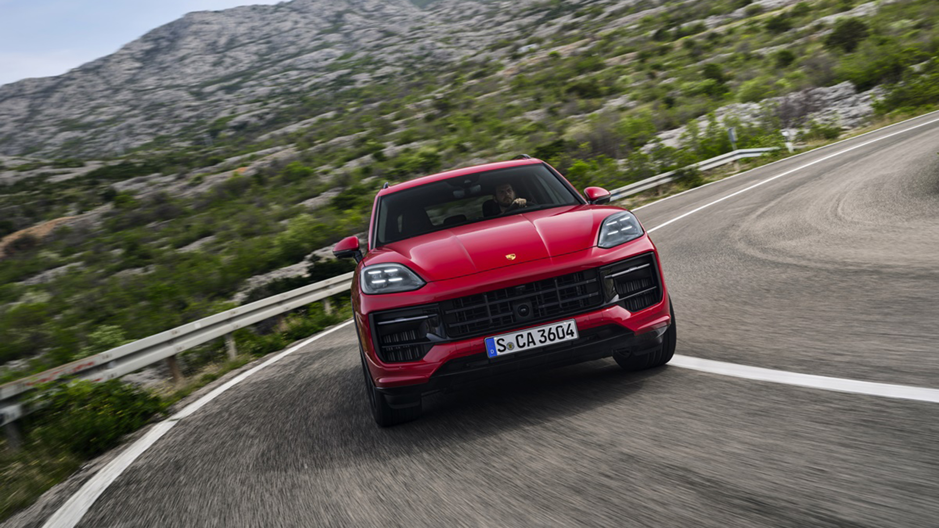 Porsche 保時捷推出全新 Cayenne GTS Coupé，售價 695 萬元起