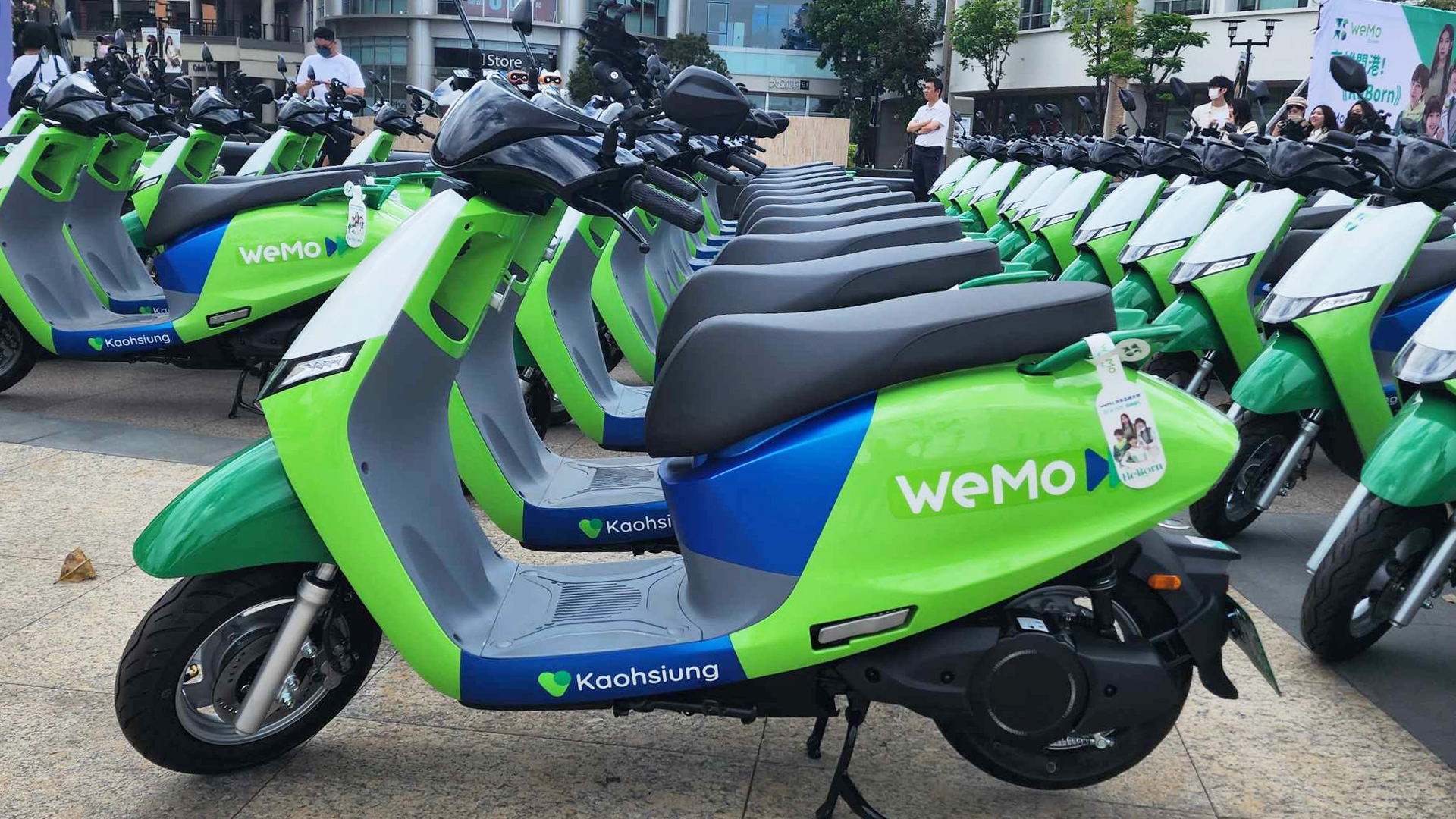 WeMo Scooter 全新第二代車款 WeMo Fly 上線！採用 KYMCO 光陽 Ionex i-One Fly 車型、首波 400 輛率先於高雄推出