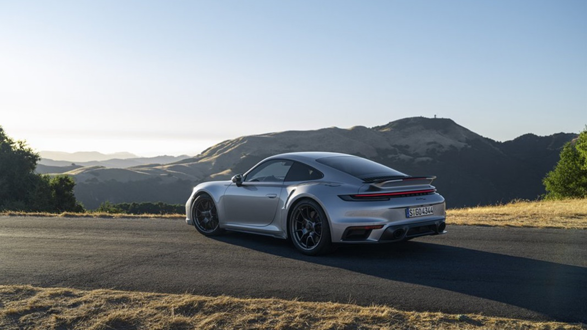 全球限量 1,974 輛！Porsche 保時捷 911 Turbo 50 Years 開放預訂，售價 1,453 萬元起