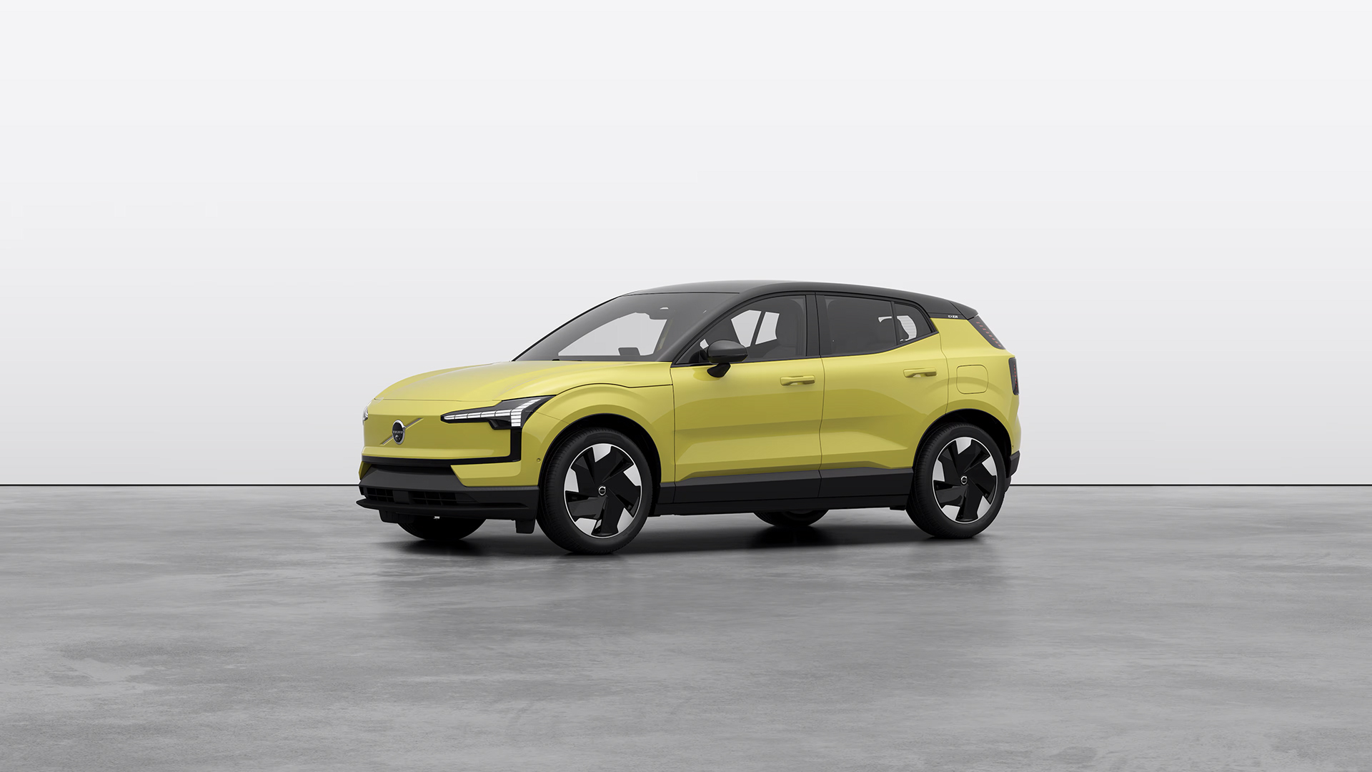 傳 Volvo EX30 將在台灣推出 Core / Plus / Ultra 三車型！XC40 / C40 Rcharge 新年式確定改名為 EX40 / EC40