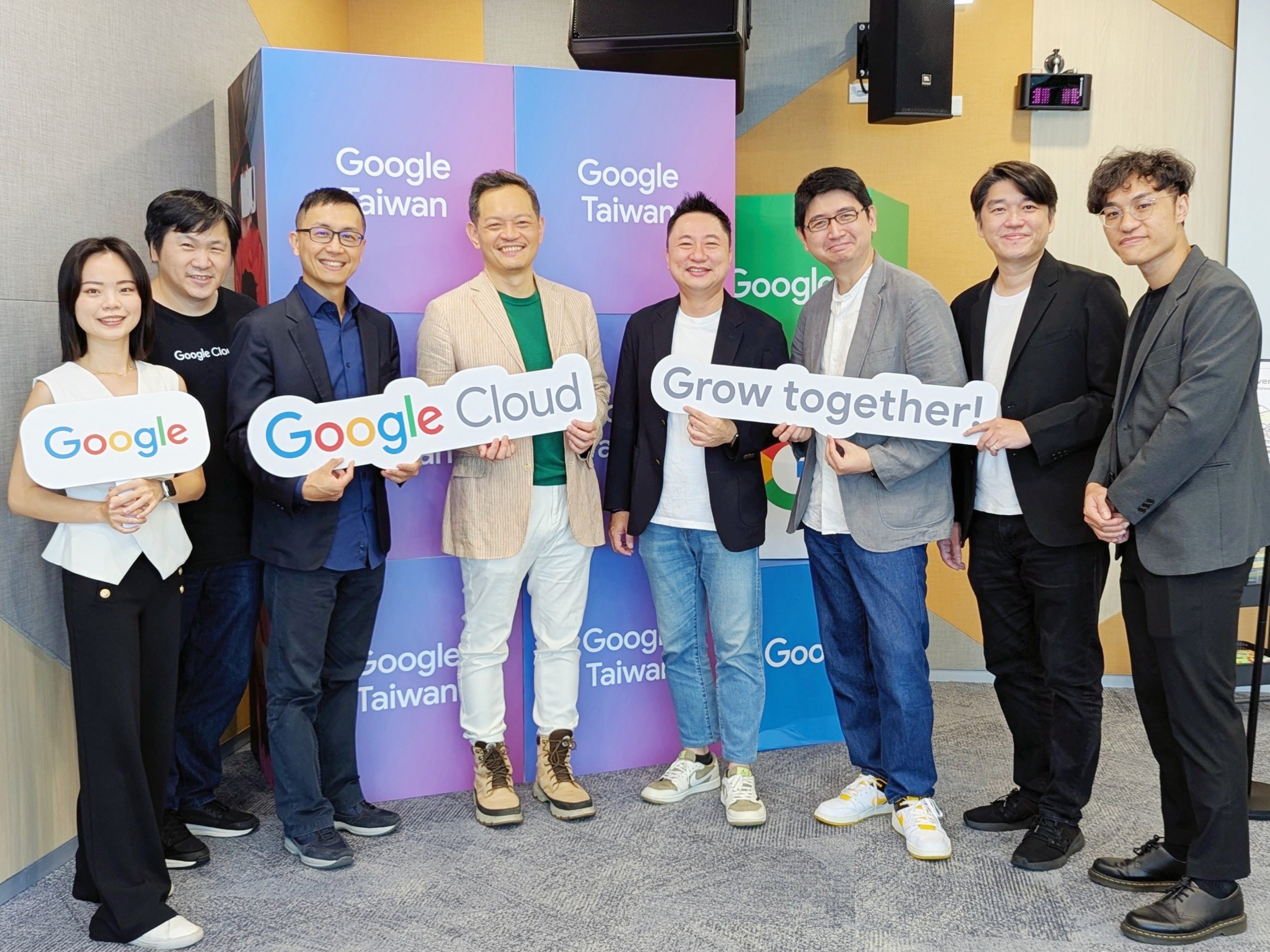 Google Cloud 攜手南一書局旗下 OneClass 萬通教育打造真人 Live 家教